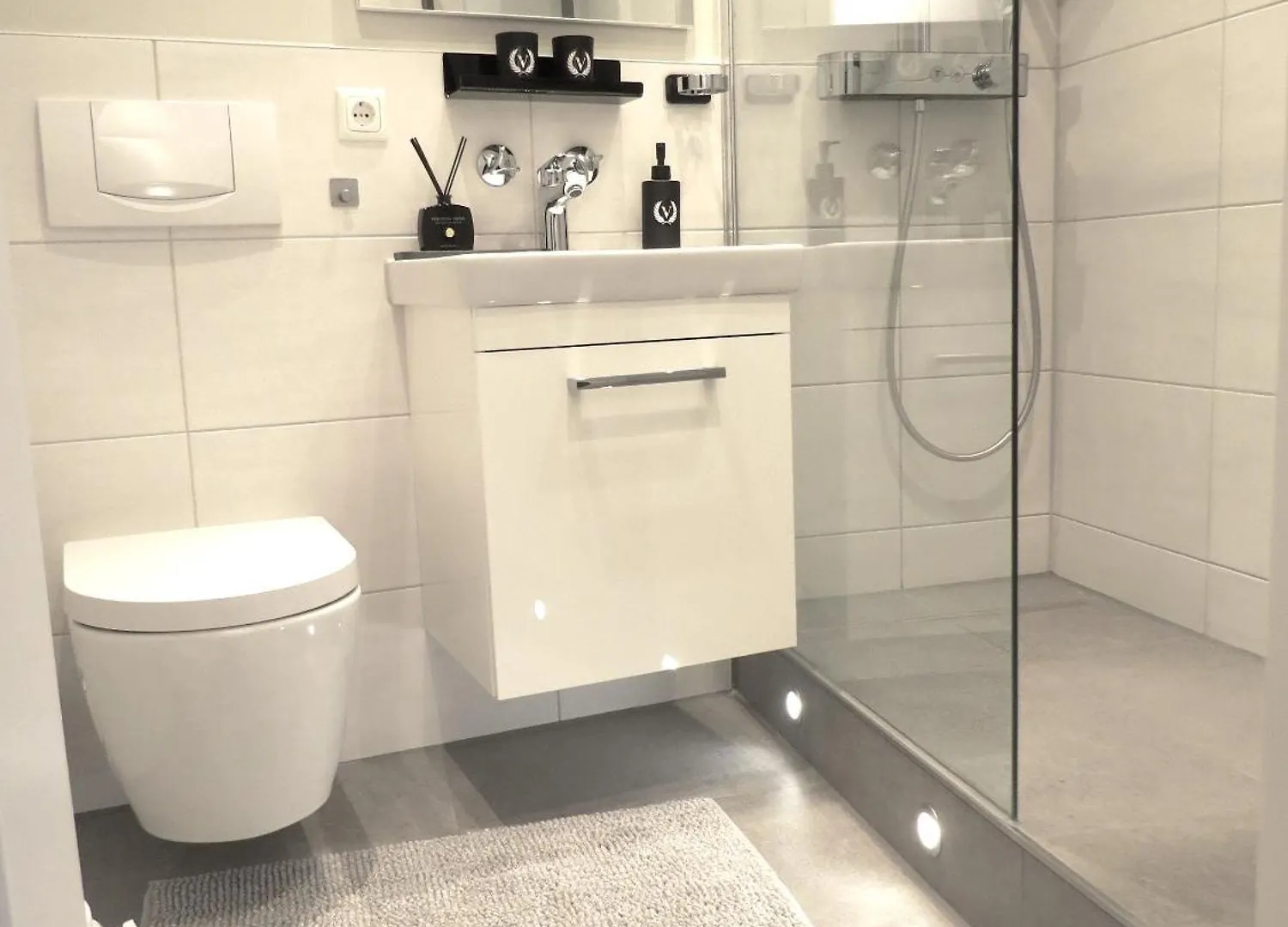*Vivere Apartment 13 Stock, Ausicht, Zentrum, Neu Augsburg