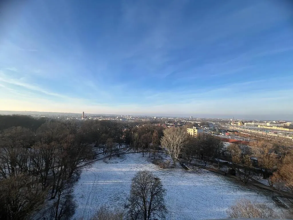 *Vivere Apartment 13 Stock, Ausicht, Zentrum, Neu Augsburg
